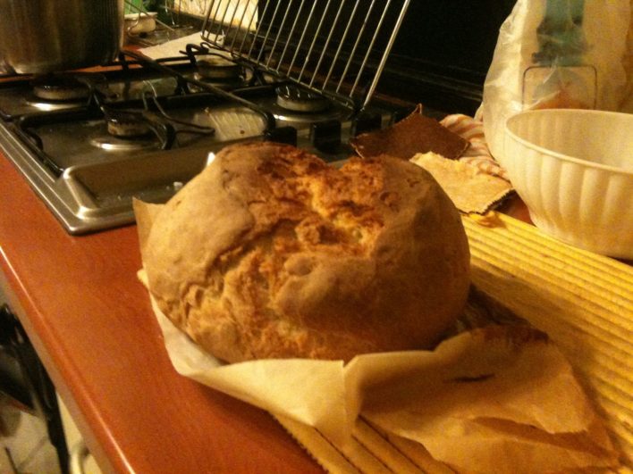 Pane toscano appena sfornato by Stephen Kleckner