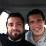 Fotografia di Stephen Kleckner con Gianluca Beccari in macchina, in viaggio verso Torino