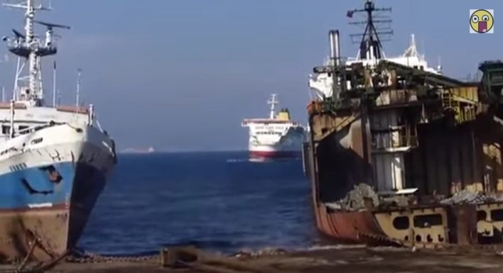 VIDEO – Come ormeggiare un traghetto… LOL