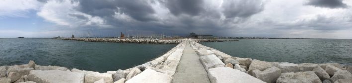 Perturbazione, sulla marina di Rimini.