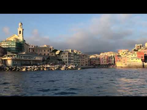Boccadasse di Genova vista dal mare sul J24 by Stephen Kleckner