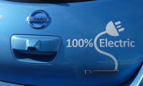 Nissan 100% elettrica