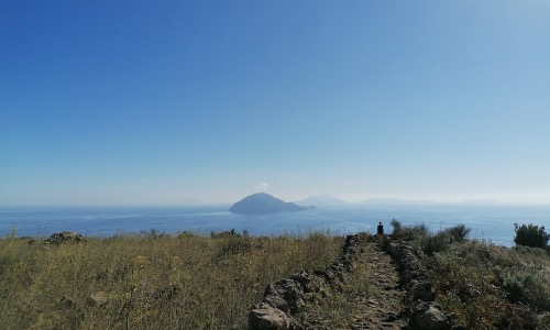 Panorama del mare e delle isole Eolie
